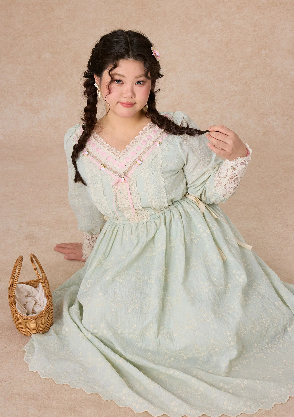Curve&Plus Outing Straw Hat Dress - Image 9