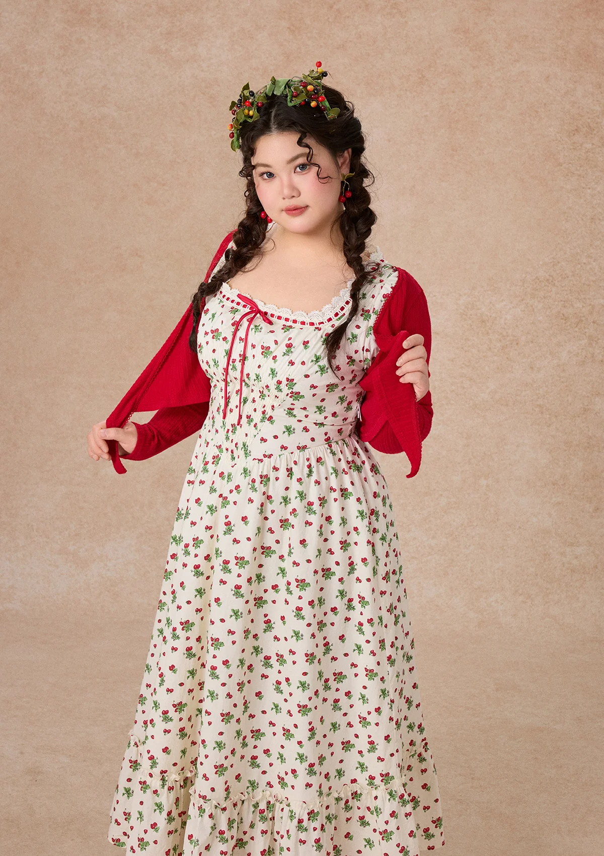 Curve & Plus Wild Strawberry Paradise  Dress - Image 3