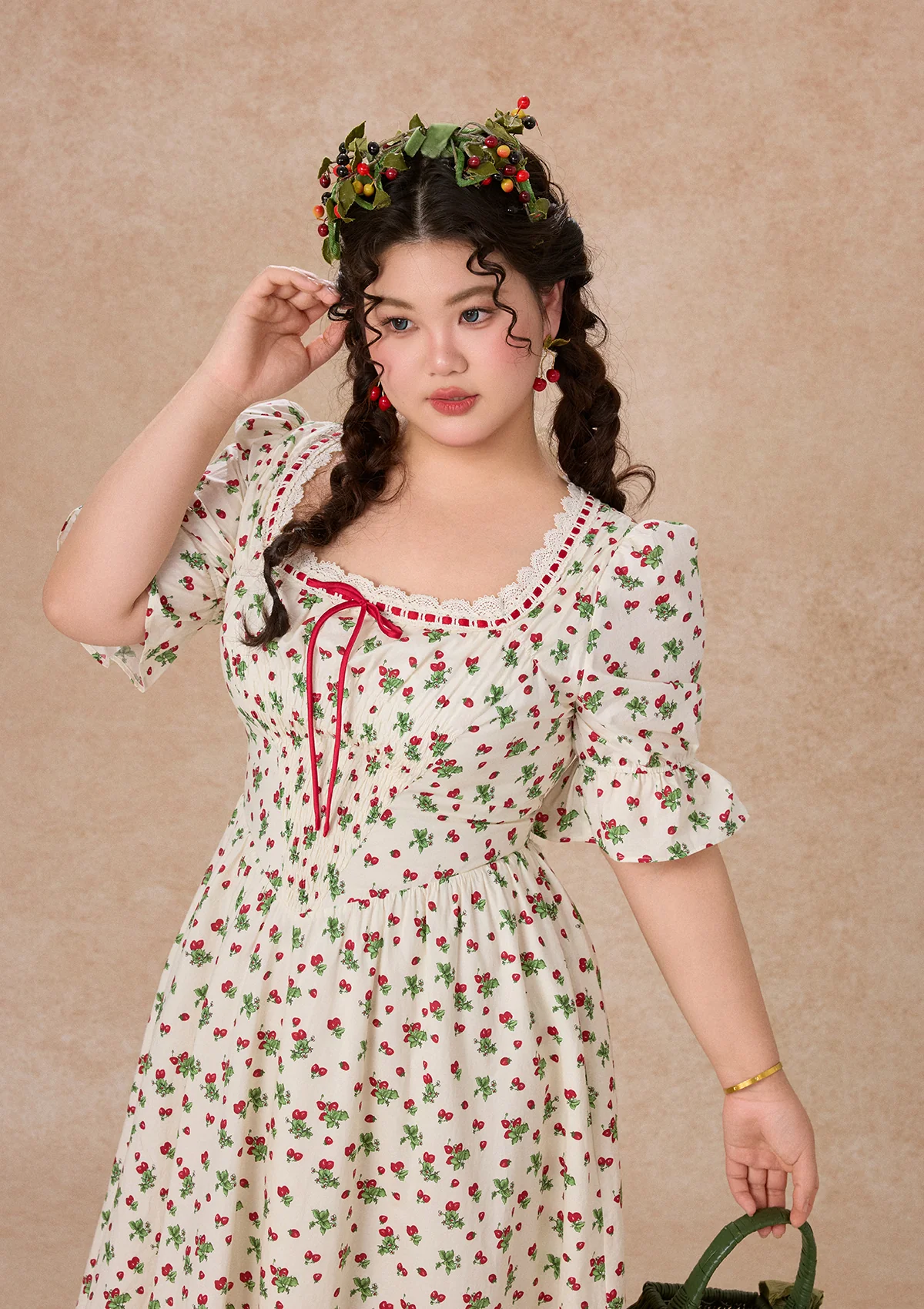 Curve & Plus Wild Strawberry Paradise  Dress - Image 5