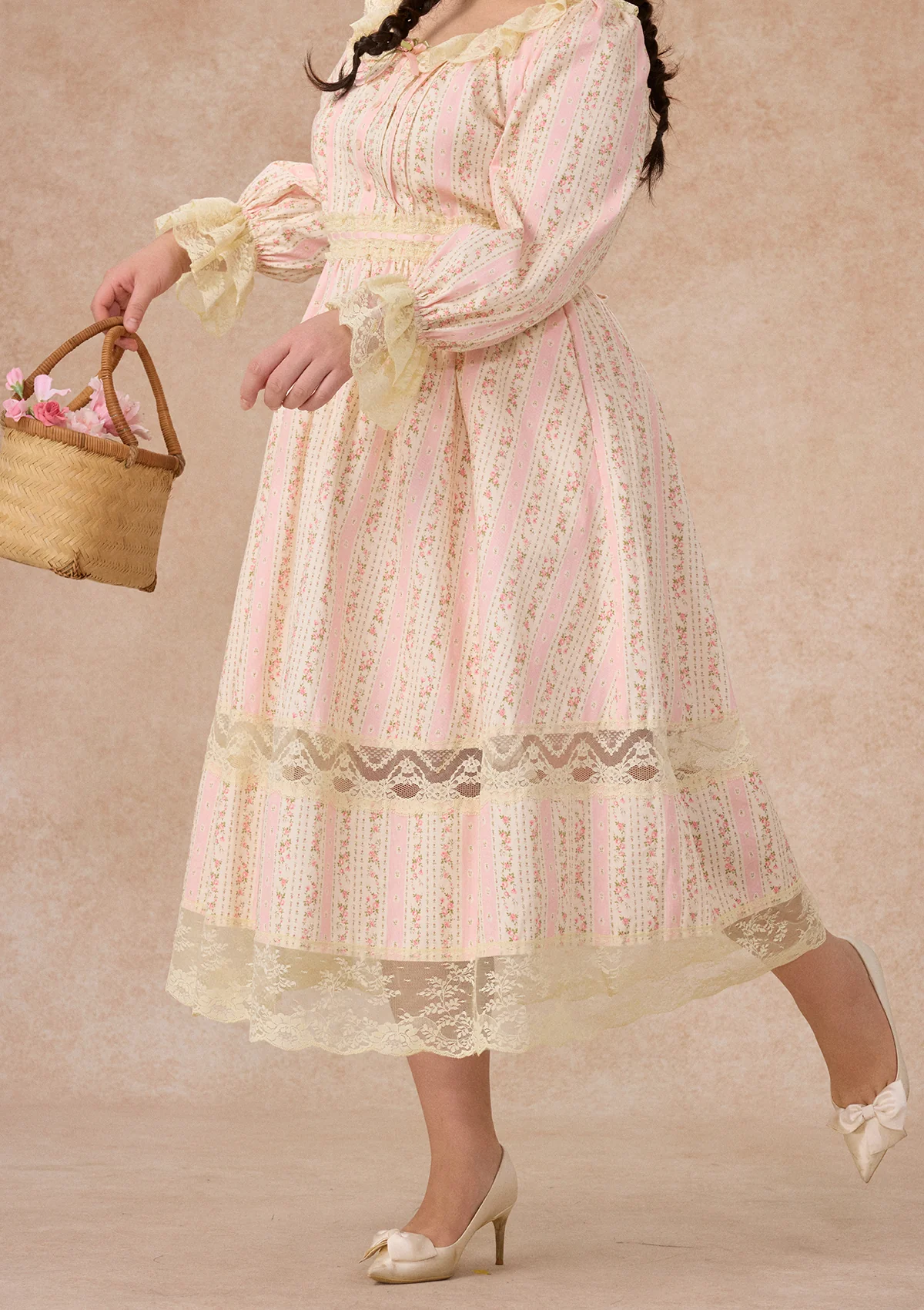 Curve&Plus Honey Flower Notes Dress - Image 8