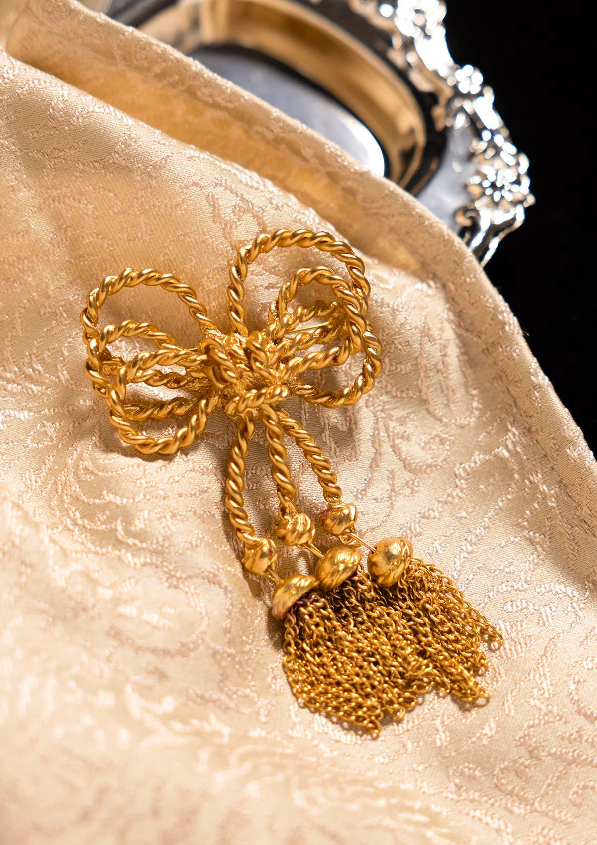 Holy Confession Brooch - Image 8