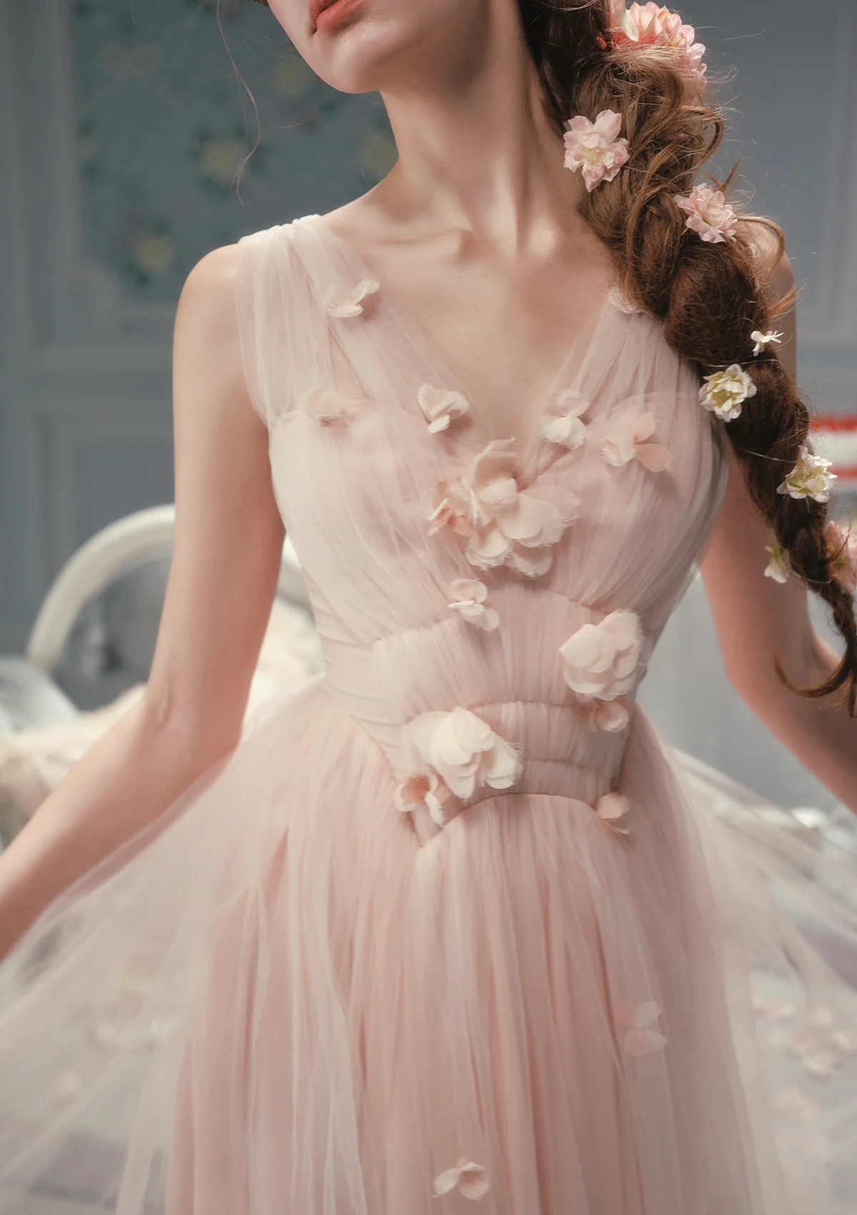 Louis XIV's Rose Dress - Image 3