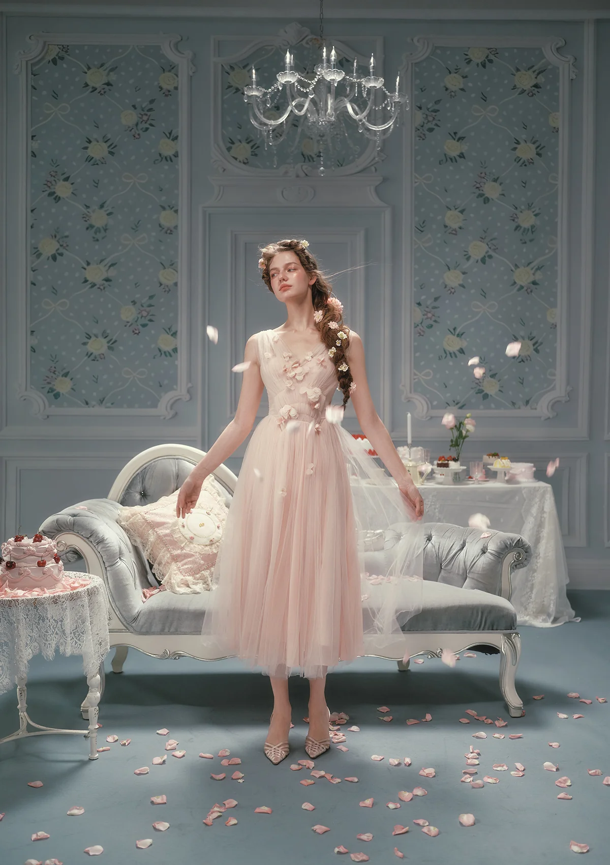 Louis XIV's Rose Dress - Image 8