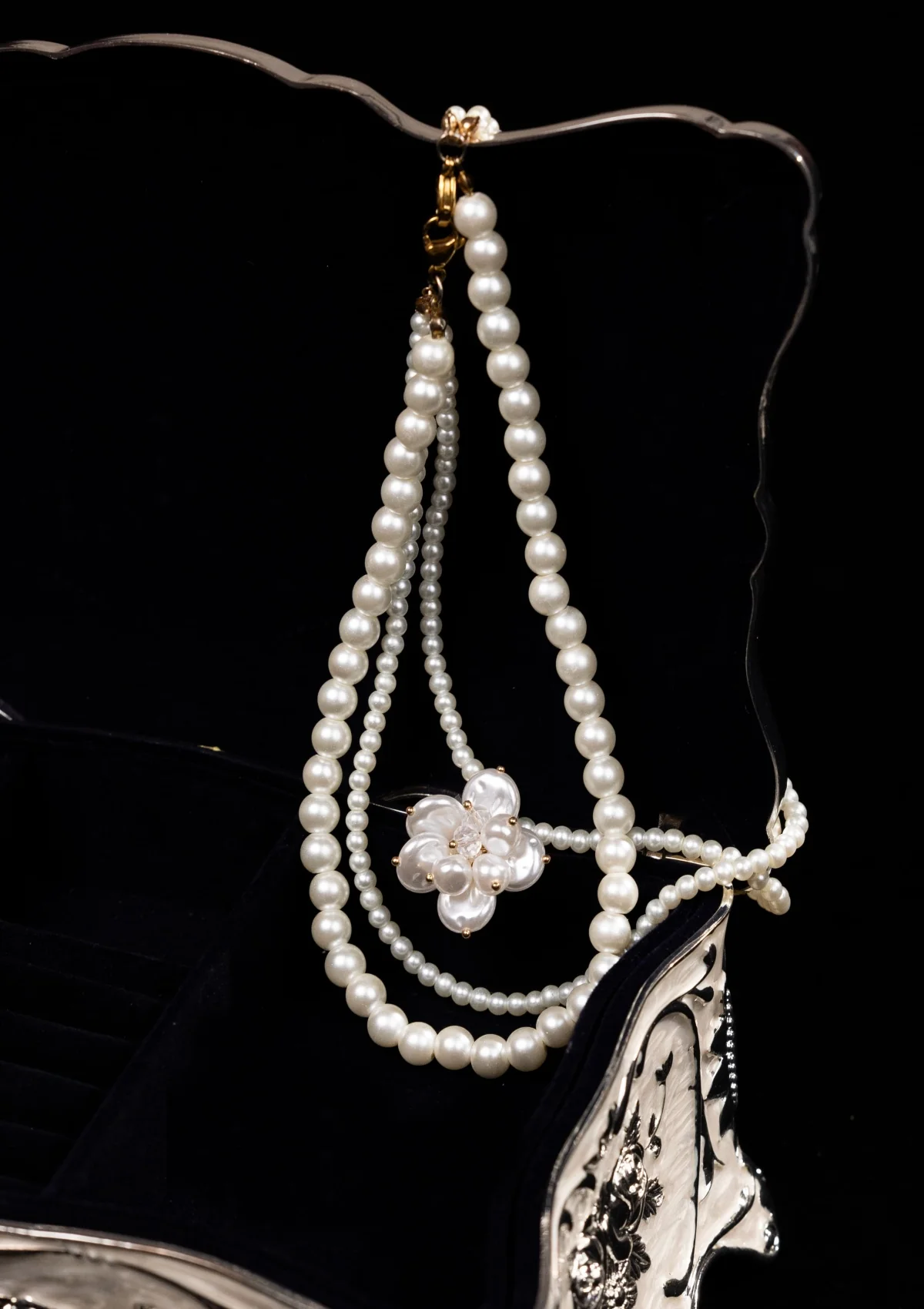 Pearl Floral Dew Necklace - Image 3