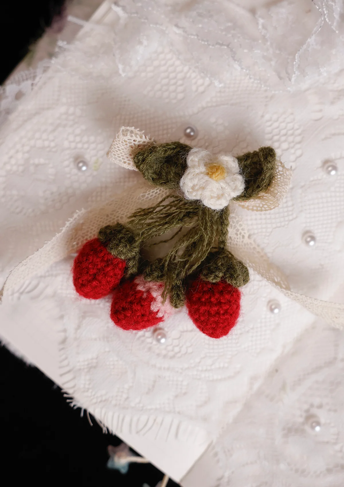 Strawberry Mont Blanc Knit Hair Clip - Image 6